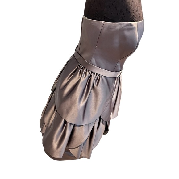 Bari Jay Silver Charmuese Petal Hem Strapless Short Bridesmaid Prom Cocktail M - Picture 2 of 11